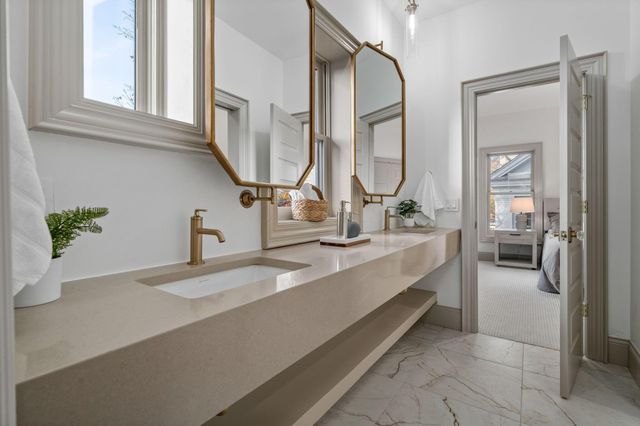 34 Woodland Avenue, Columbus, OH 43203