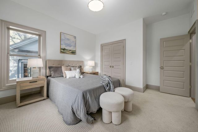 34 Woodland Avenue, Columbus, OH 43203