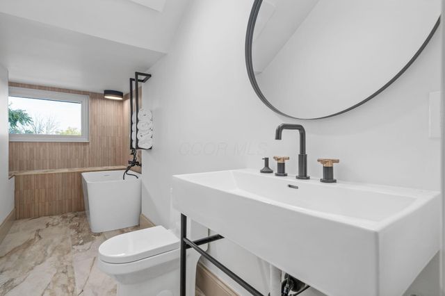 34 Woodland Avenue, Columbus, OH 43203