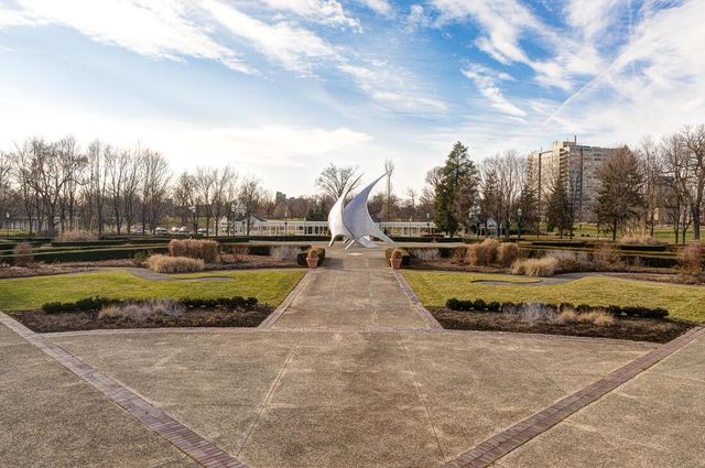 34 Woodland Avenue, Columbus, OH 43203