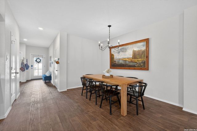 1037 NORWAY DR, Seguin, TX 78155