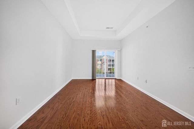 645 Doral Court, Piscataway, NJ 08854