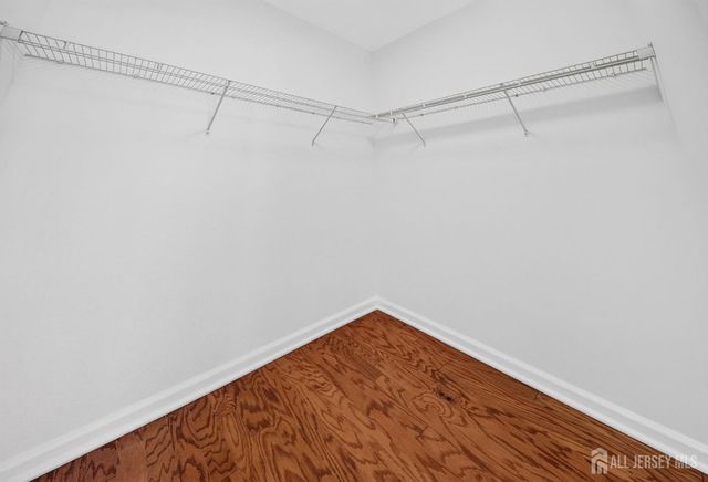 645 Doral Court, Piscataway, NJ 08854