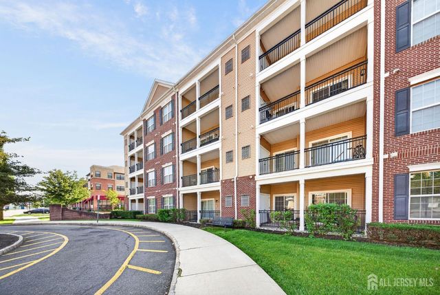 645 Doral Court, Piscataway, NJ 08854
