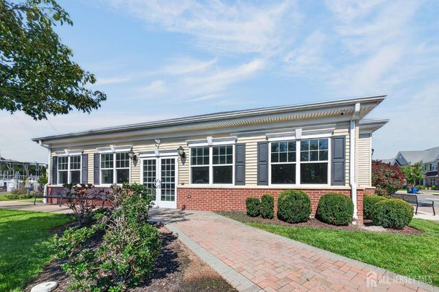 645 Doral Court, Piscataway, NJ 08854