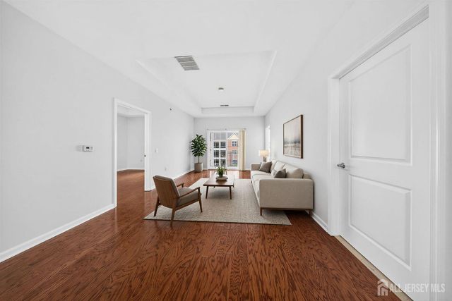 645 Doral Court, Piscataway, NJ 08854