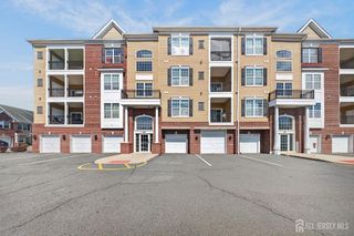645 Doral Court, Piscataway, NJ 08854