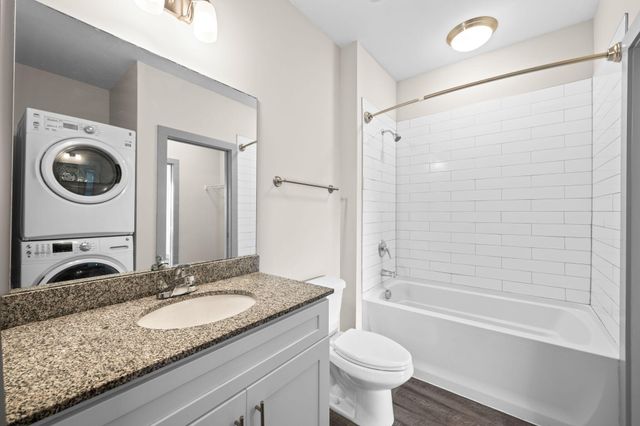 782 Riverfront Parkway 208, Chattanooga, TN 37402