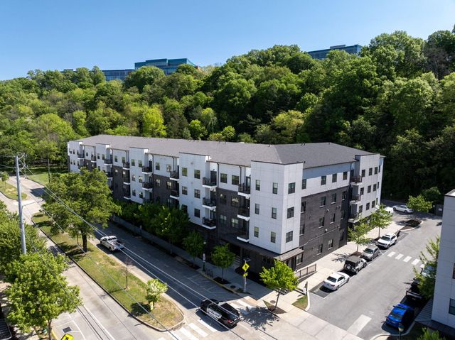782 Riverfront Parkway 208, Chattanooga, TN 37402