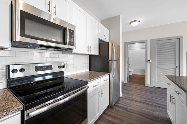 782 Riverfront Parkway 208, Chattanooga, TN 37402