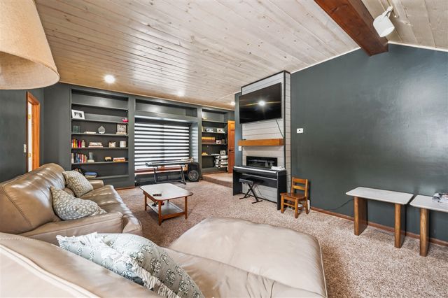 20616 Madison Avenue, Big Rapids, MI 49307