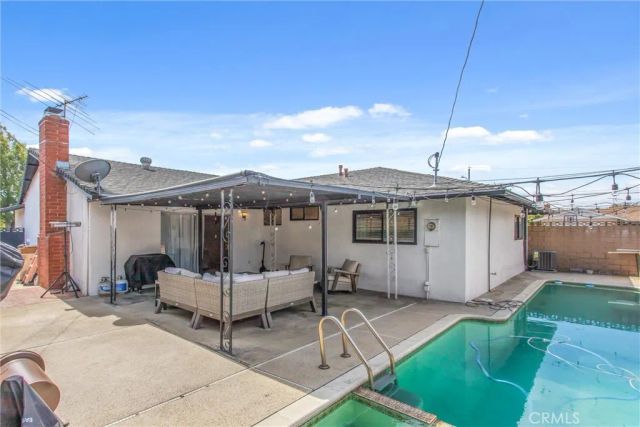 5450 Bonnie Brae, Montclair, CA 91763