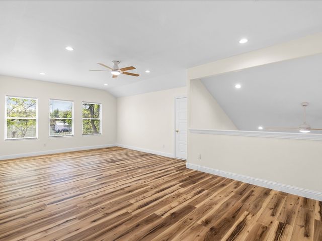 2211 Lee Avenue, Fort Worth, TX 76164