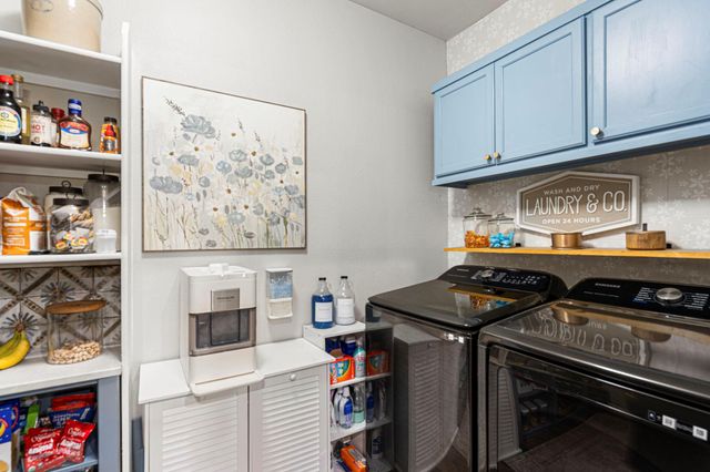 832 Hometown PKWY, Kyle, TX 78640