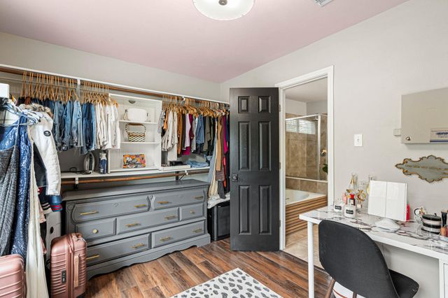 832 Hometown PKWY, Kyle, TX 78640