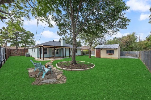 8217 O'Brian, North Richland Hills, TX 76180