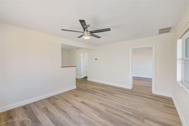 715 1ST AVENUE NE, Largo, FL 33770