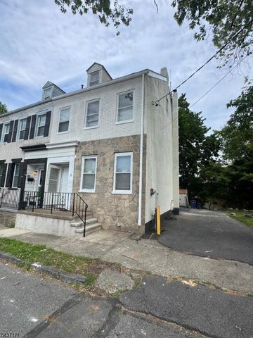 8 Hanover St, Phillipsburg Town, NJ 08865