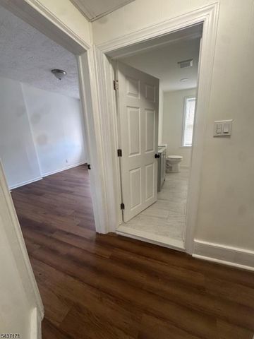 8 Hanover St, Phillipsburg Town, NJ 08865