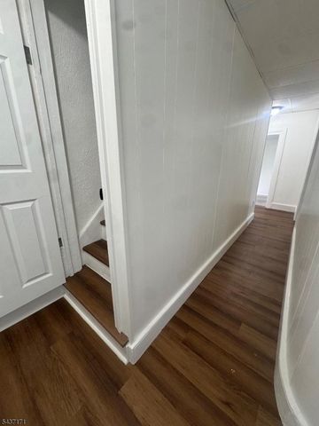 8 Hanover St, Phillipsburg Town, NJ 08865