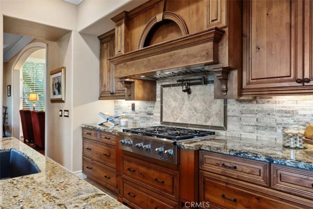 18 Claremont, Coto De Caza, CA 92679