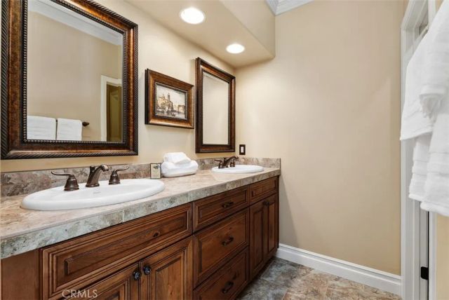 18 Claremont, Coto De Caza, CA 92679