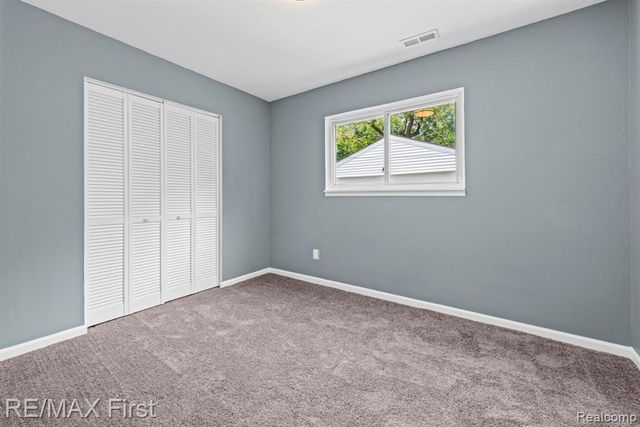 11051 Maxwell Avenue, Warren, MI 48089
