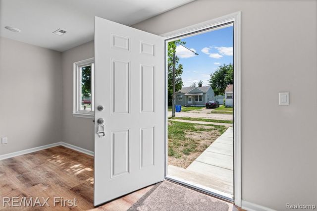 11051 Maxwell Avenue, Warren, MI 48089