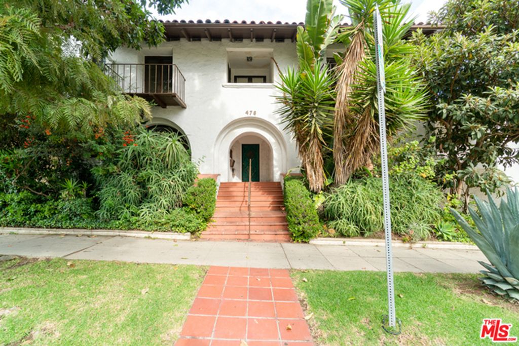 476 Landfair Avenue 104, Los Angeles, CA 90024