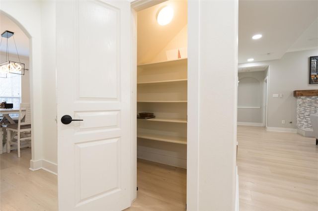 22 Regan Court, Woodland, TX 77382