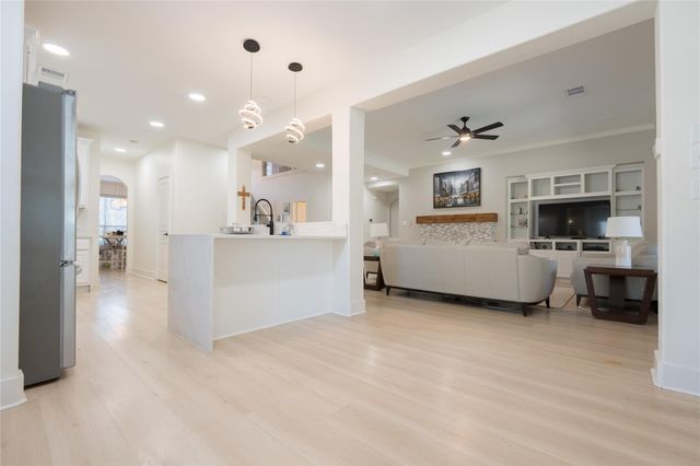 22 Regan Court, Woodland, TX 77382