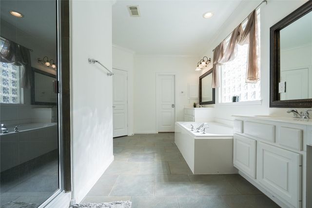 22 Regan Court, Woodland, TX 77382