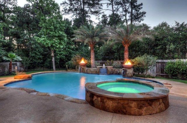 22 Regan Court, Woodland, TX 77382