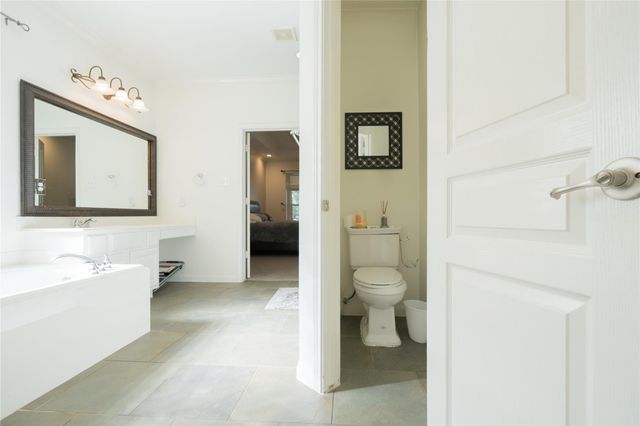 22 Regan Court, Woodland, TX 77382