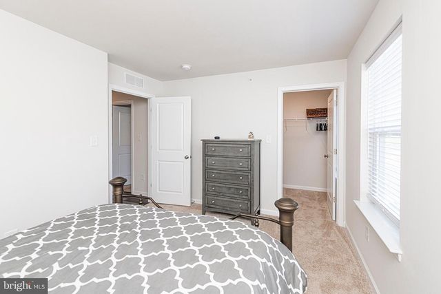 17 EGRET WAY, Phoenixville, PA 19460