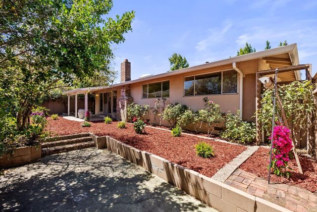 1092 Kildare Avenue, Sunnyvale, CA 94087