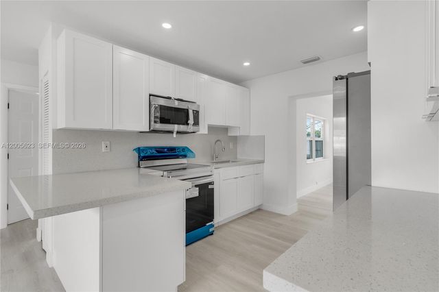 6536 SW 21st St, Miramar, FL 33023