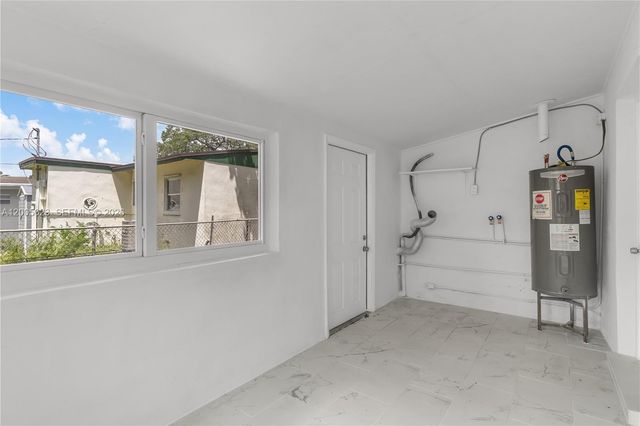 6536 SW 21st St, Miramar, FL 33023