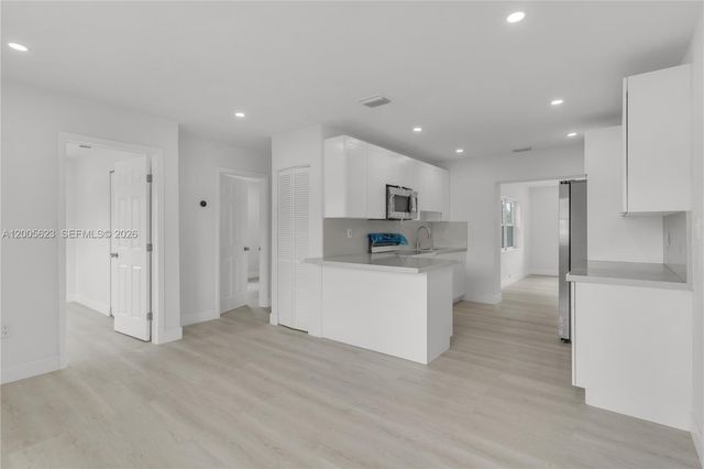 6536 SW 21st St, Miramar, FL 33023