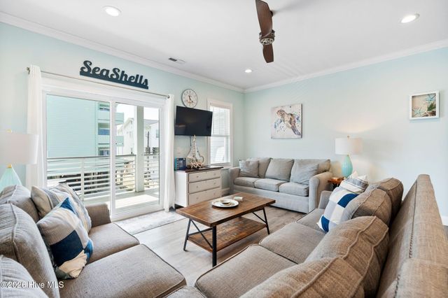 1517 Carolina Beach Avenue N Unit 2, Carolina Beach, NC 28428