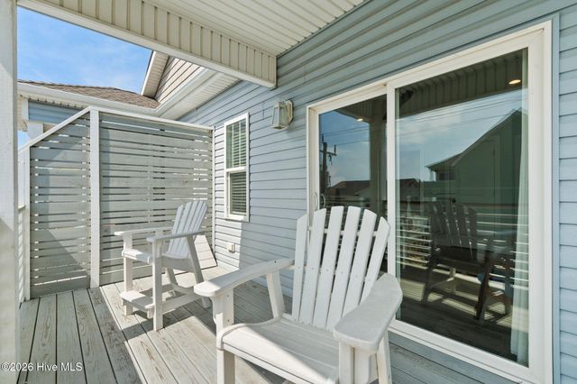 1517 Carolina Beach Avenue N Unit 2, Carolina Beach, NC 28428
