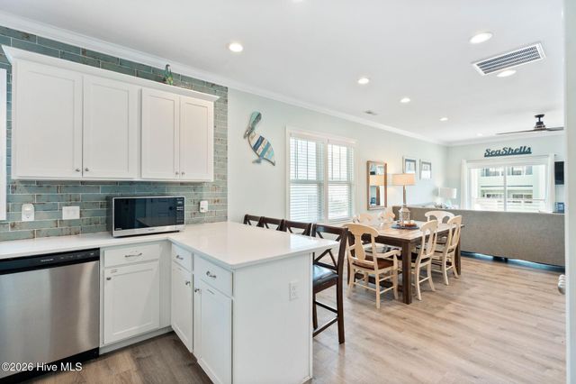 1517 Carolina Beach Avenue N Unit 2, Carolina Beach, NC 28428