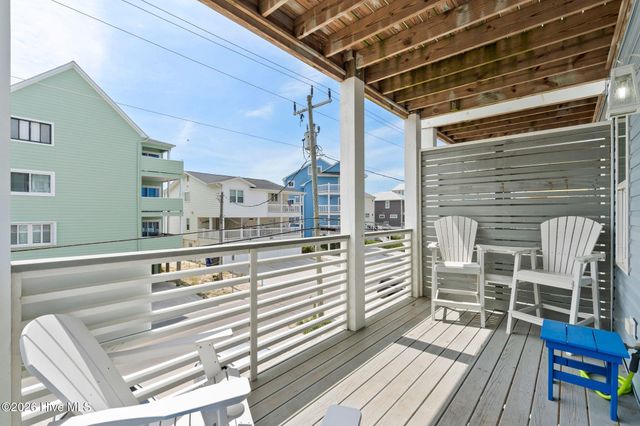 1517 Carolina Beach Avenue N Unit 2, Carolina Beach, NC 28428
