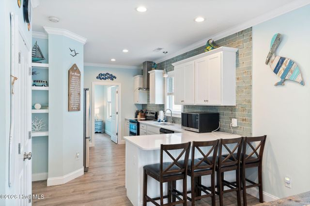 1517 Carolina Beach Avenue N Unit 2, Carolina Beach, NC 28428