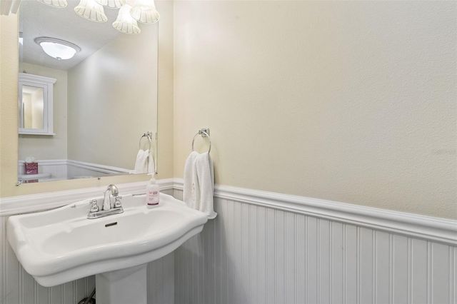 815 CHESTNUT STREET, Clermont, FL 34711