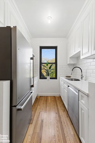4445 Post Rd Apt 7D, New York City, NY 10471
