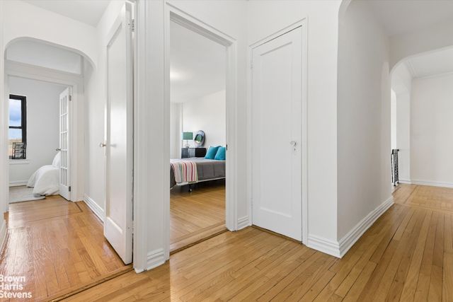 4445 Post Rd Apt 7D, New York City, NY 10471