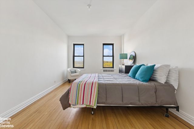 4445 Post Rd Apt 7D, New York City, NY 10471