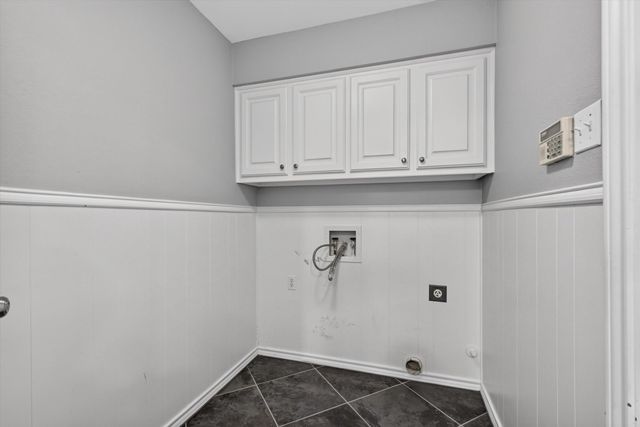 8833 Kenton Drive, Dallas, TX 75231