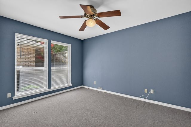 8833 Kenton Drive, Dallas, TX 75231